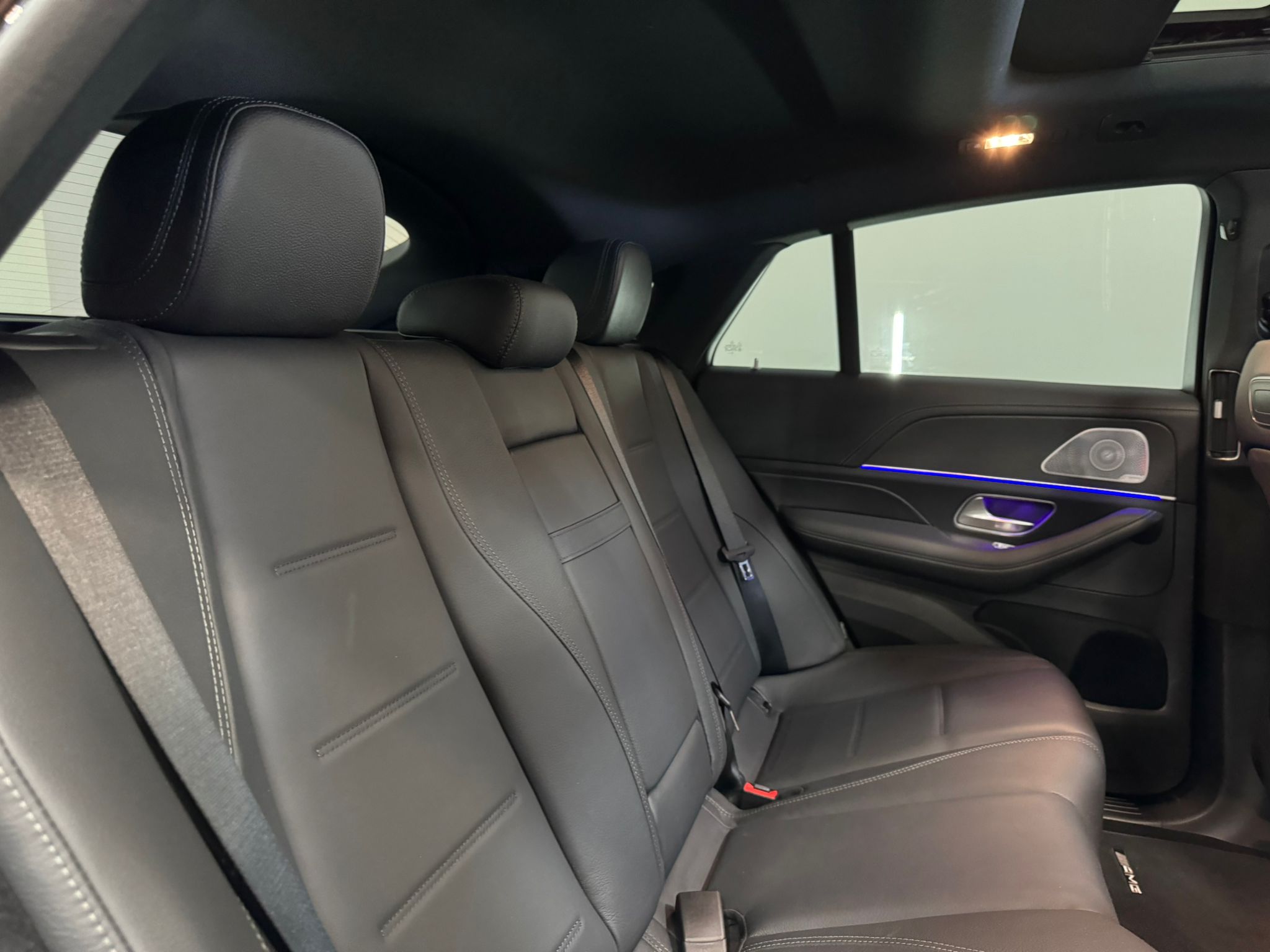 WhatsApp Image 2025-01-31 at 18.03.26