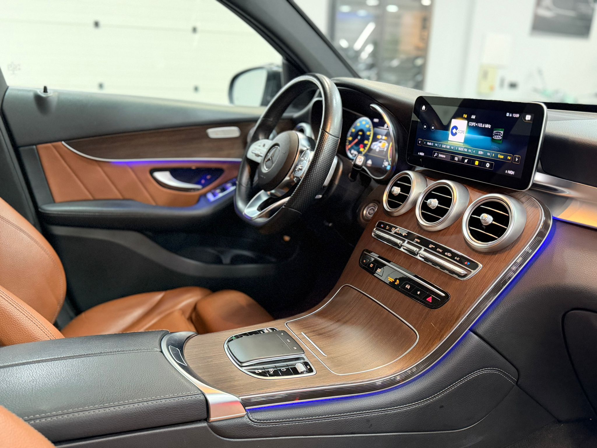 WhatsApp Image 2026-01-01 at 09.48.53 (1)